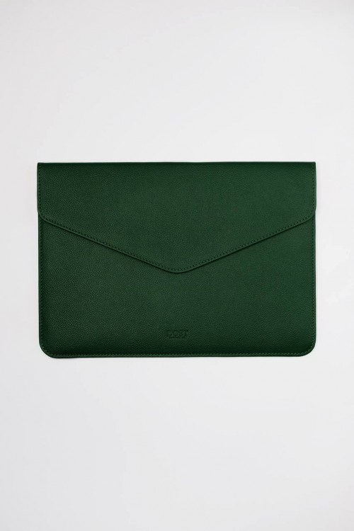 Кожаный чехол DOST Leather Co. для MacBook Pro 13" (2016-2020) / MacBook Air 13" (2018-2020) зелёный
