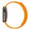 Силиконовый ремешок Decoded Silicone Magnetic Traction Strap Lite для Apple Watch 49/45/44/42 мм оранжевый (Apricot) - фото № 2